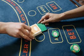 Sports betting options including basketball and football on 77pub